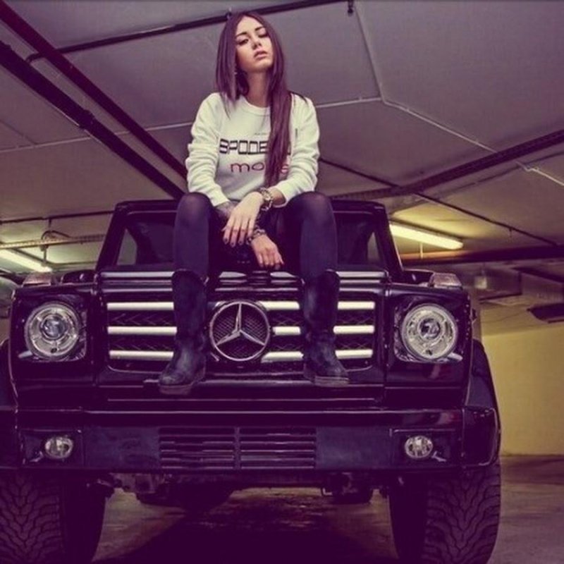 Mercedes Gelendvagen AMG, Mercedes Gelik, Gelik and girl