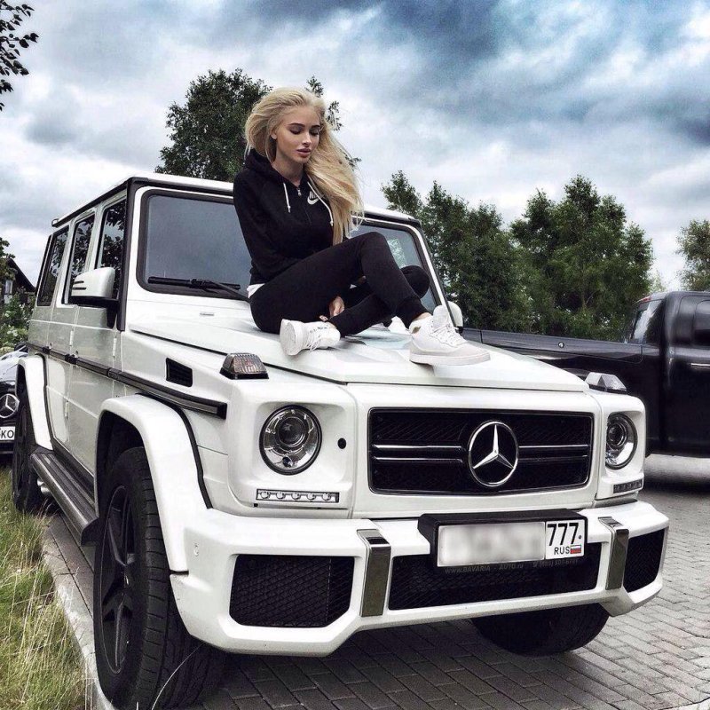 Alena Shishkova Gelendvagen, White Gelendvagen, Mercedes Gelendvagen Alena Shishkova