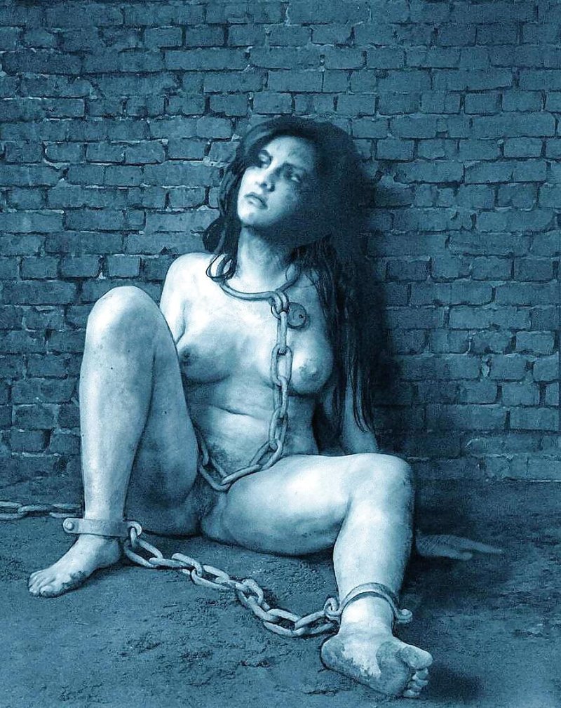 Naked women in the shackles, Bdsm Naked women in shackles, Slaves Erotica