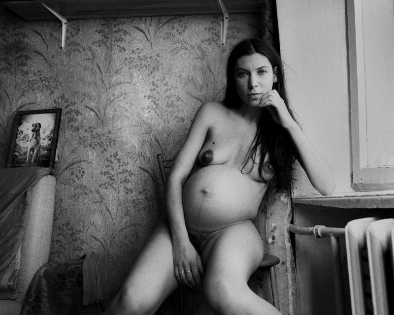 Daniel Delawane Naked Pregnant, Photo session of a naked pregnant woman, Pregnant nude