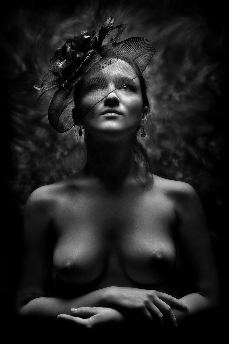 Artistic photography nude, Portrait nude, Girl in a hat