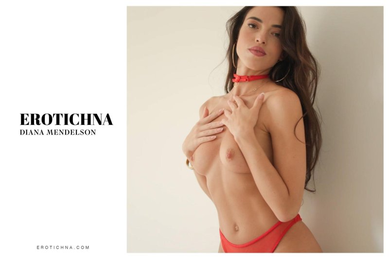 Erotic, Beautiful linen, The models are hot