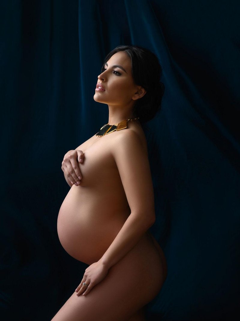 Naked pregnant stars, Large naked pregnant women, Naked pregnant brunettes