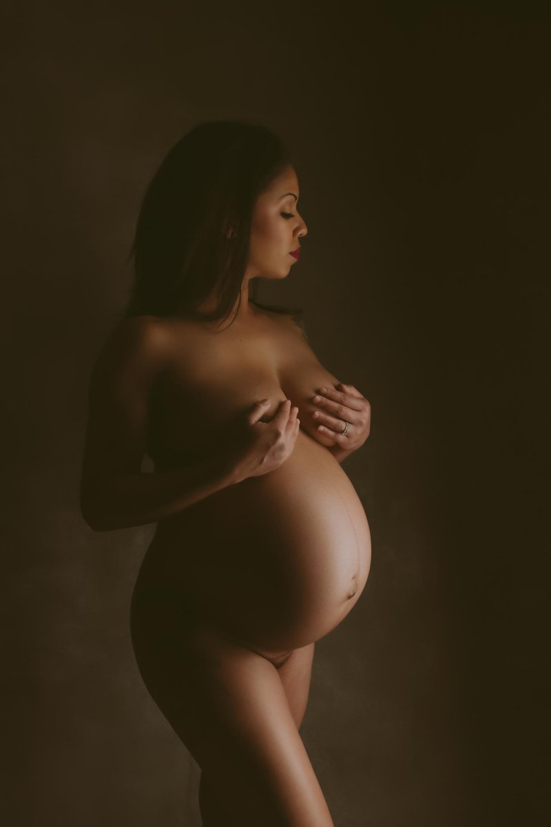 Photo session of a pregnant Nude, Naked pregnant girls, Pregnant photo session nude