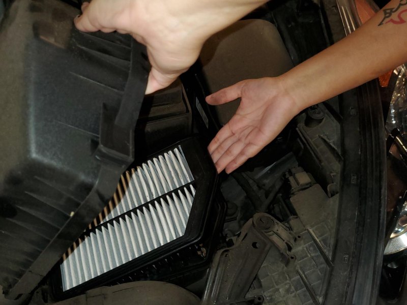 Air filter replacement, Air filter of the engine, Kia Air filter Rio