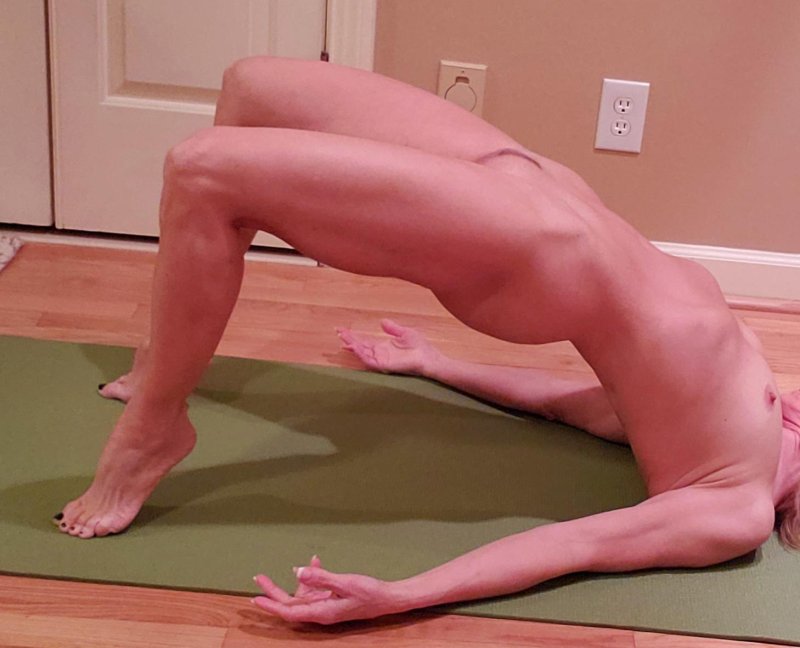 Teenage naked yoga, Naked yoga, Yoga nude