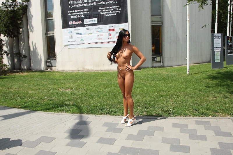 Ashley Bulgari naked on the street, Naked girl on the street, Walking naked along the street