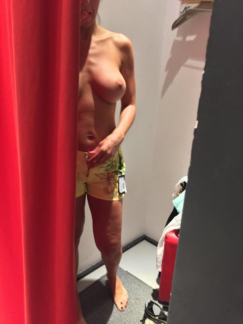 Naked girls in the fitting room, Naked in the fitting room, Naked women in the fitting room