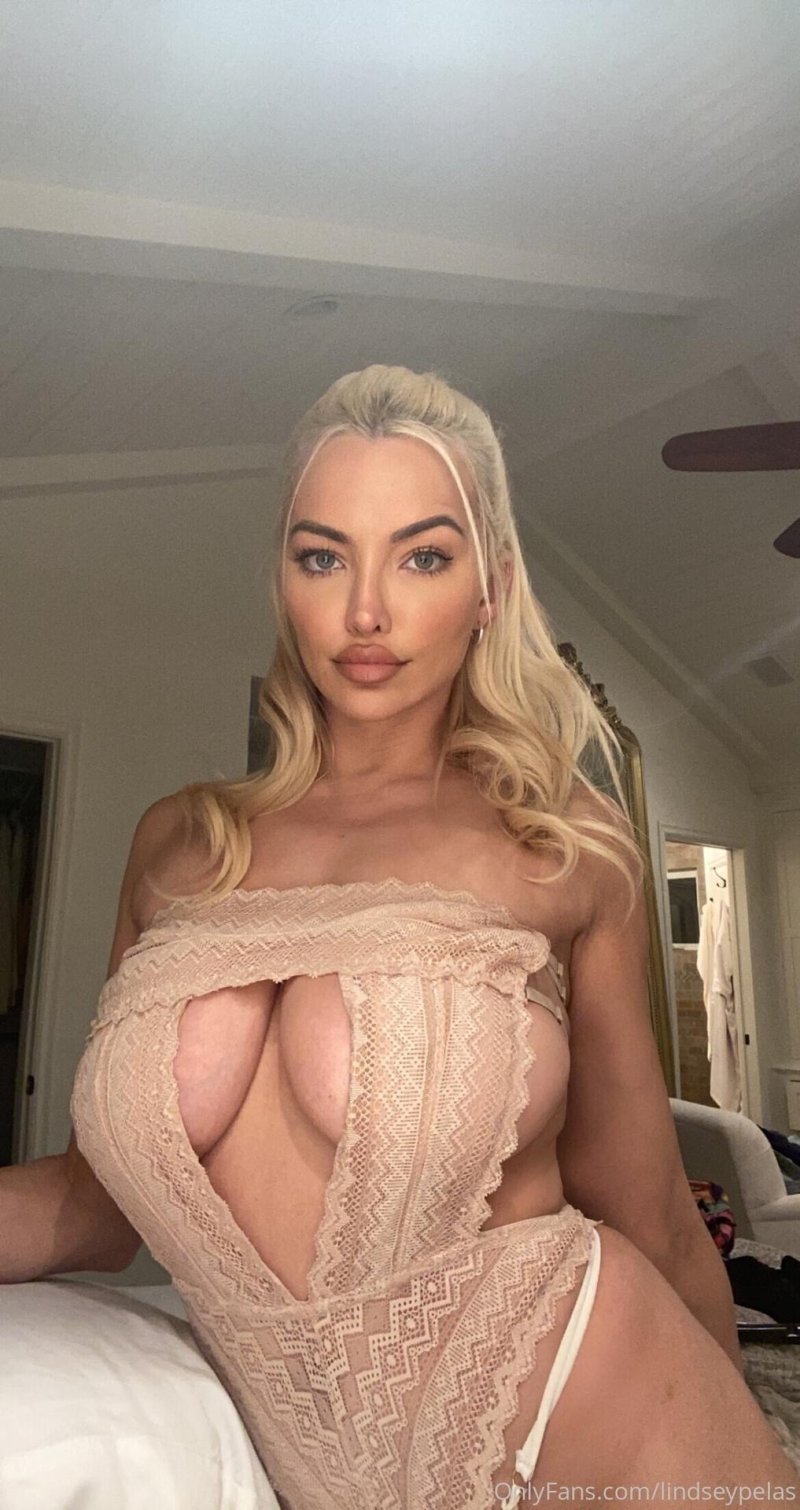 Lindsay Pelas, Lindsay Palas, Lindsay Pelas Lindsey