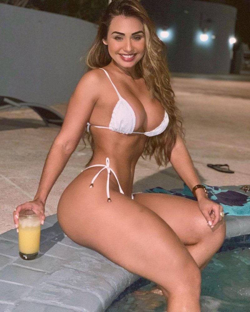 Bella Araujo Brazilskaya, Bella Araujo Brazilian model, Bella Arauo