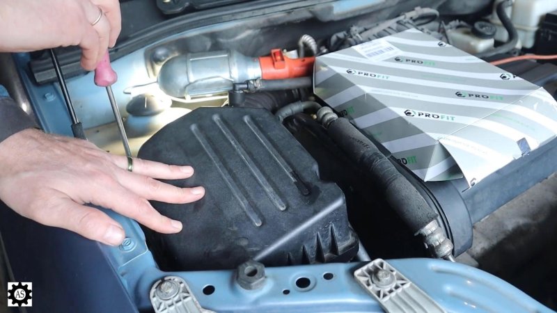 Air filter Chevrolet Aveo T, Air filters Chevrolet Aveo, Air filter replacement