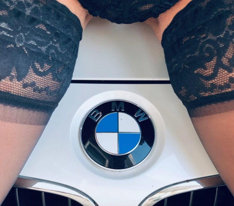 Girl with BMW, On a BMW car, Bmw emblem