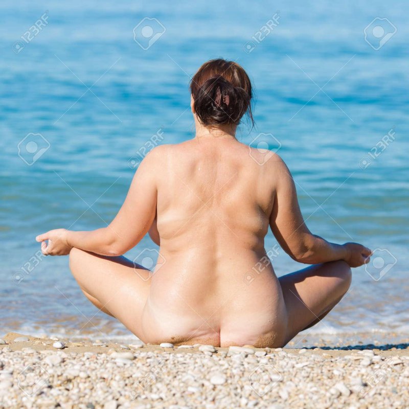 Yoga on the beach, Women on the beach, Naked yoga